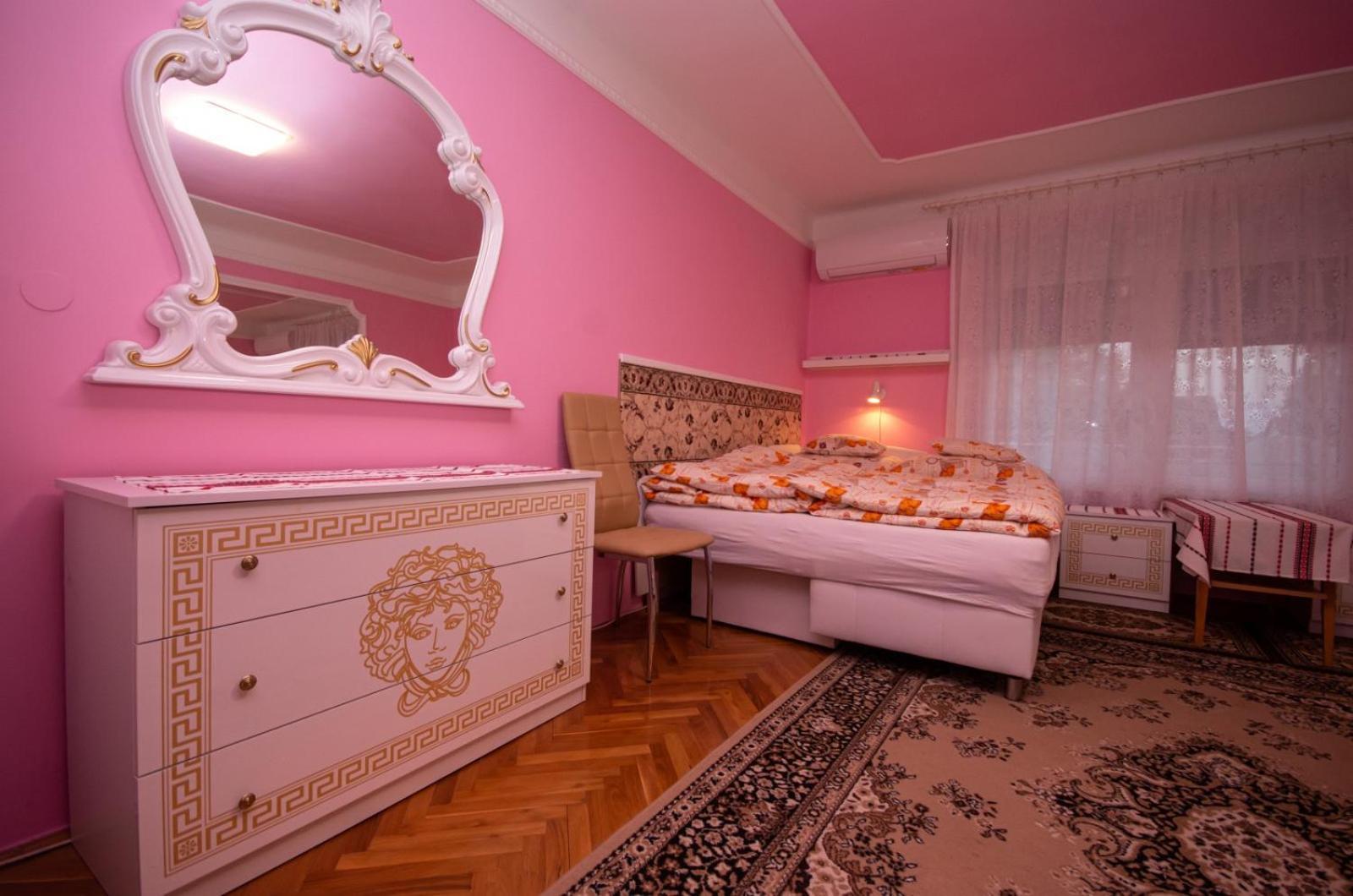 Amalia Apartman ギュラ エクステリア 写真