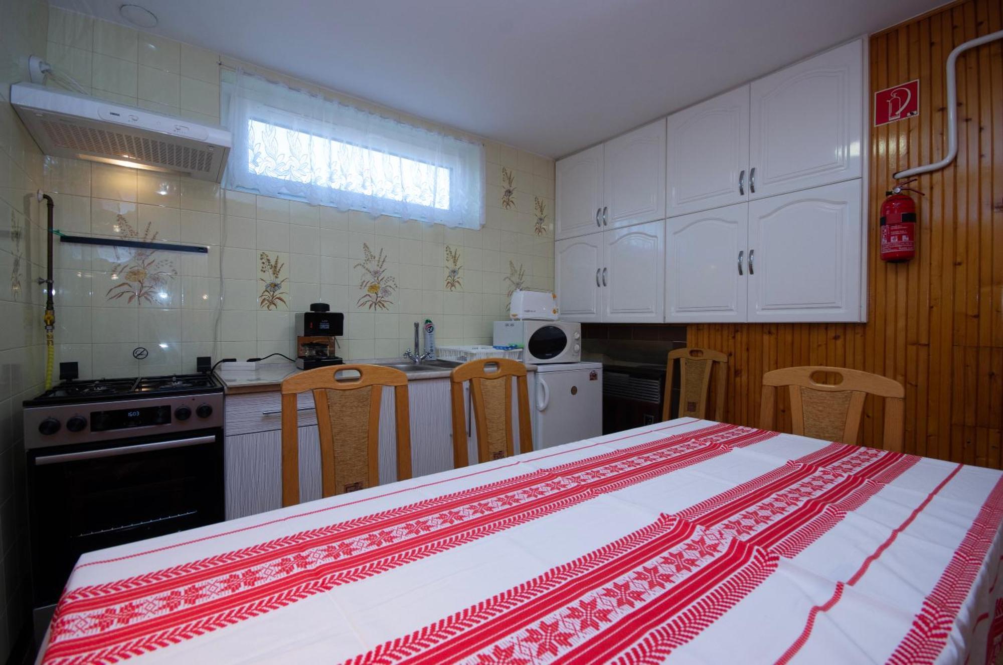 Amalia Apartman ギュラ エクステリア 写真